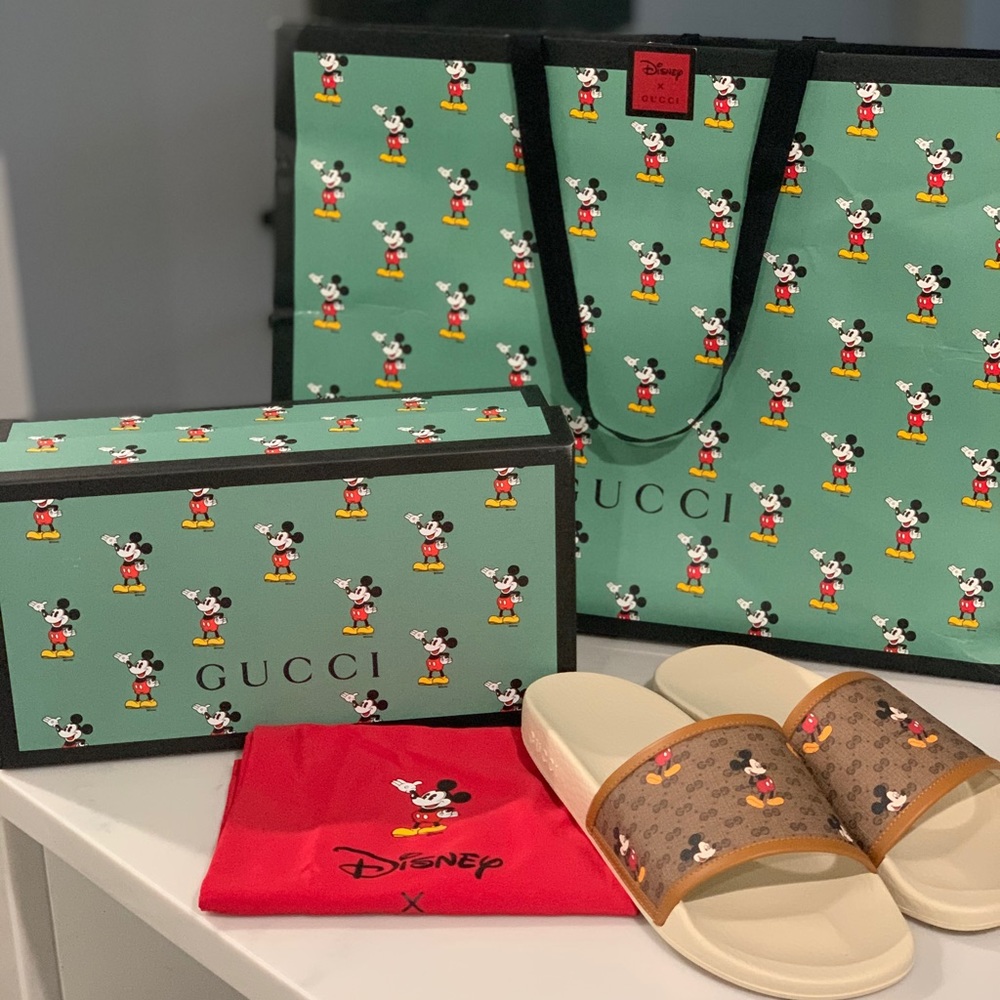 SOLD NWT Gucci x Disney slides